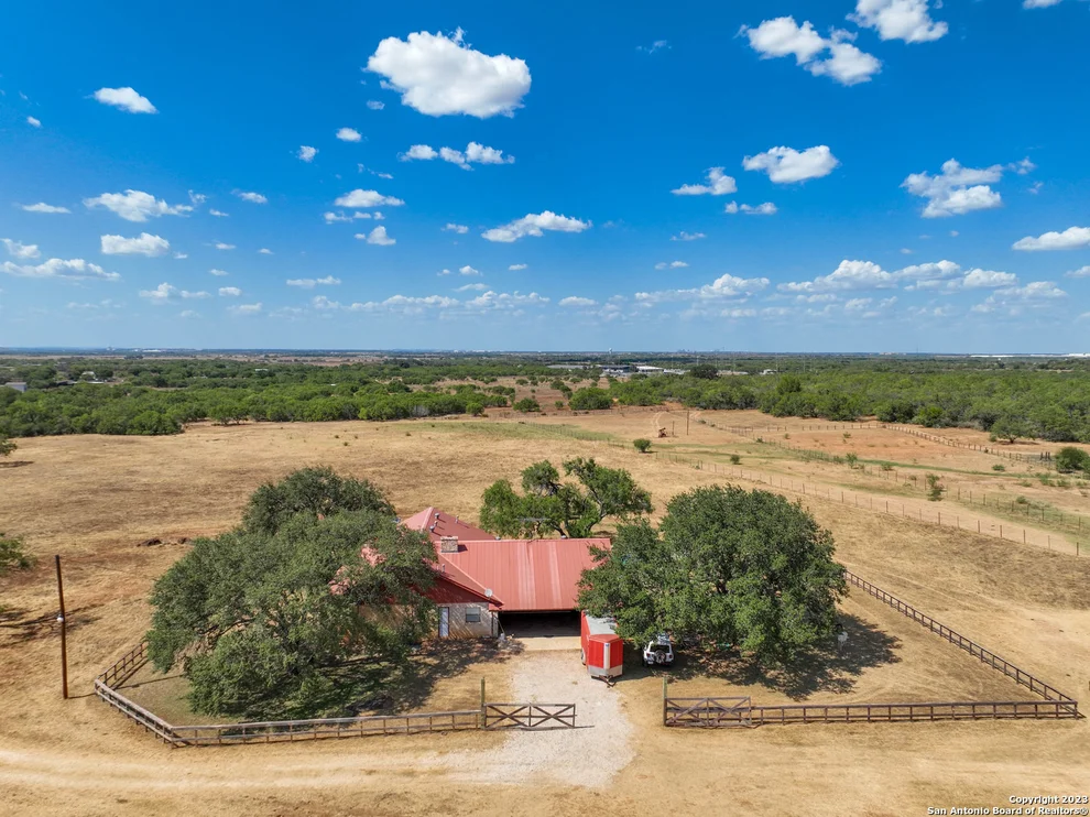 Unit for sale at 20074 Morin Rd, Von Ormy, TX 78073