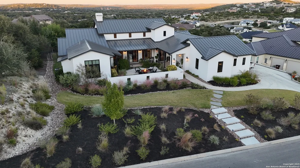 Unit for sale at 10415 Kendall Cyn, San Antonio, TX 78255