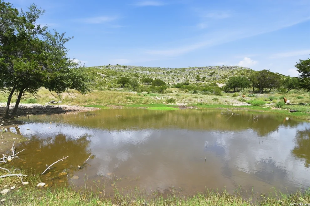 Unit for sale at 324 Private Road 3325, Sabinal, TX 78881