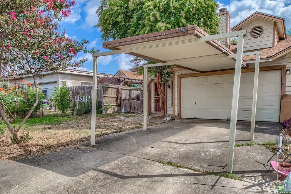 Unit for sale at 8412 Dixon Ridge, San Antonio, TX 78239