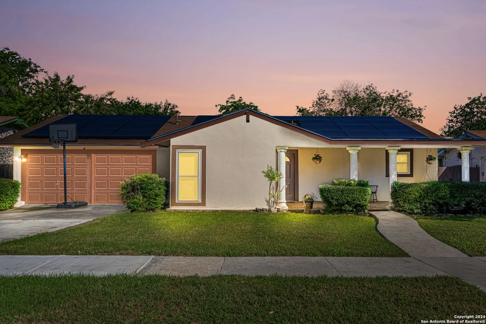 Unit for sale at 7007 forest moss, San Antonio, TX 78240