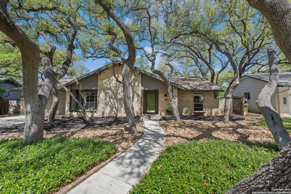 Unit for sale at 11011 Whispering Wind, San Antonio, TX 78230