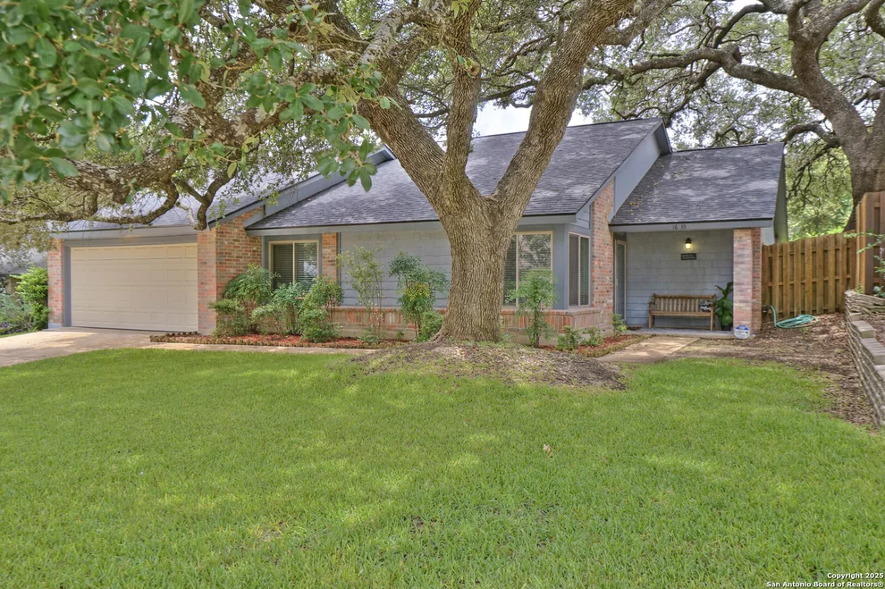 Unit for sale at 16535 Fox Knl, San Antonio, TX 78247