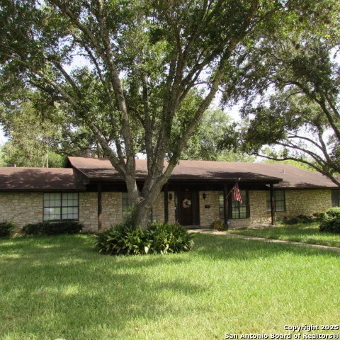 Unit for sale at 401 Huntington, Beeville, TX 78102