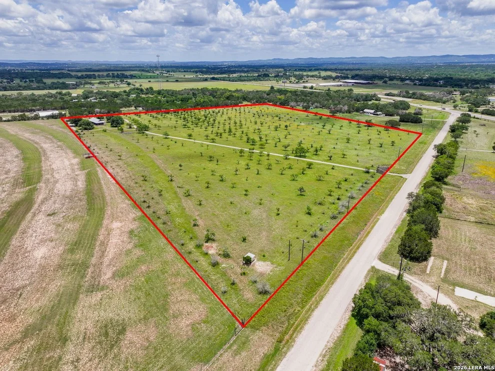 Unit for sale at 292 Old Loop 173, Bandera, TX 78003