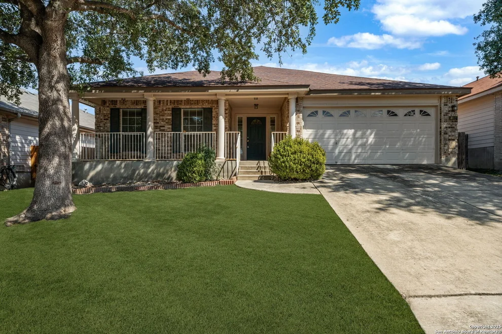 Unit for sale at 462 Bobcat Hollow, San Antonio, TX 78251