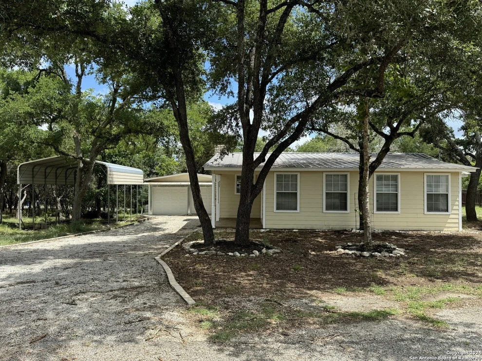 Unit for sale at 545 wagon wheel, Canyon Lake, TX 78133