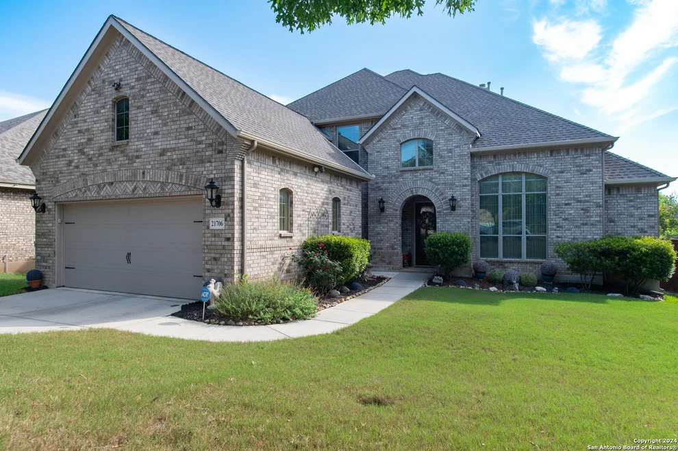 Unit for sale at 21706 Chaucer Hill, San Antonio, TX 78256