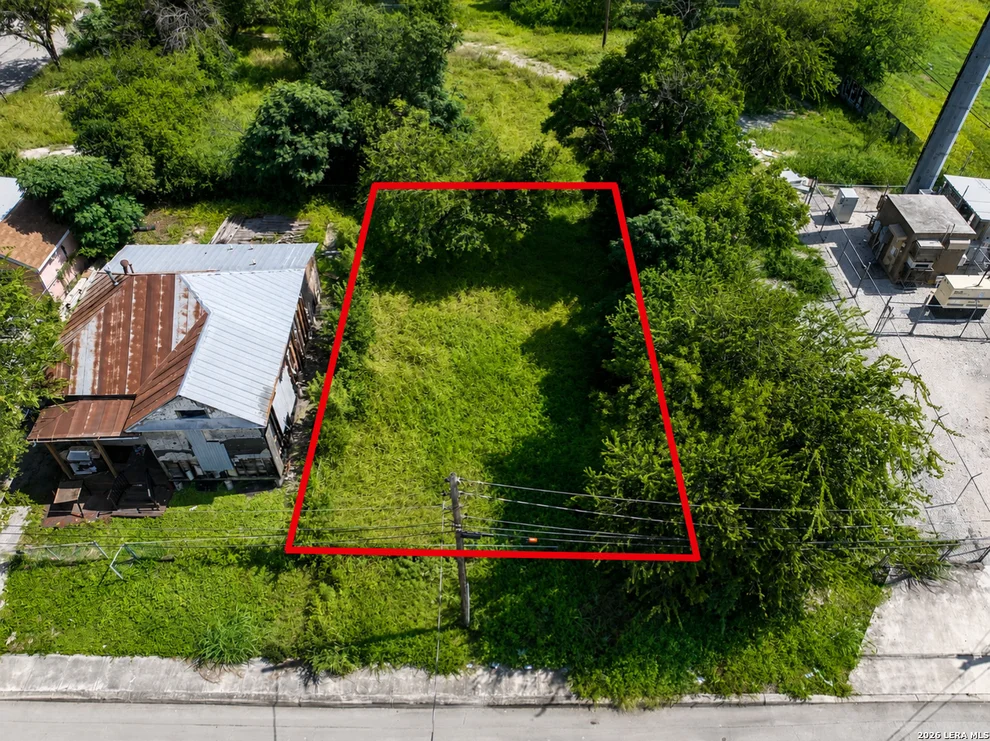 Unit for sale at 908 & 910 San Luis St, San Antonio, TX 78207