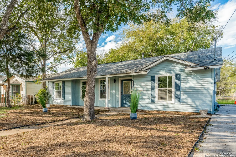 Unit for sale at 827 WARE BLVD, San Antonio, TX 78214