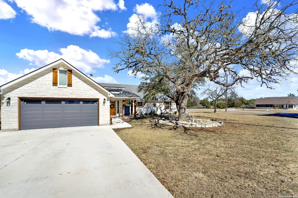 Unit for sale at 106 Tawny Oak, Bandera, TX 78003