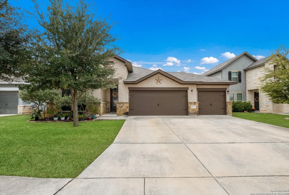Unit for sale at 8217 Lovela Bend, San Antonio, TX 78254