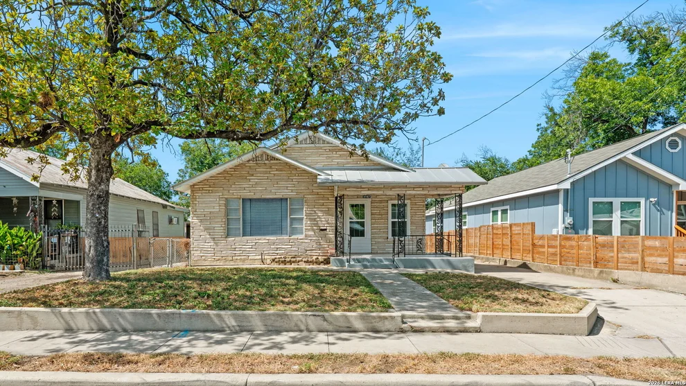 Unit for sale at 2727 E HOUSTON ST, San Antonio, TX 78202