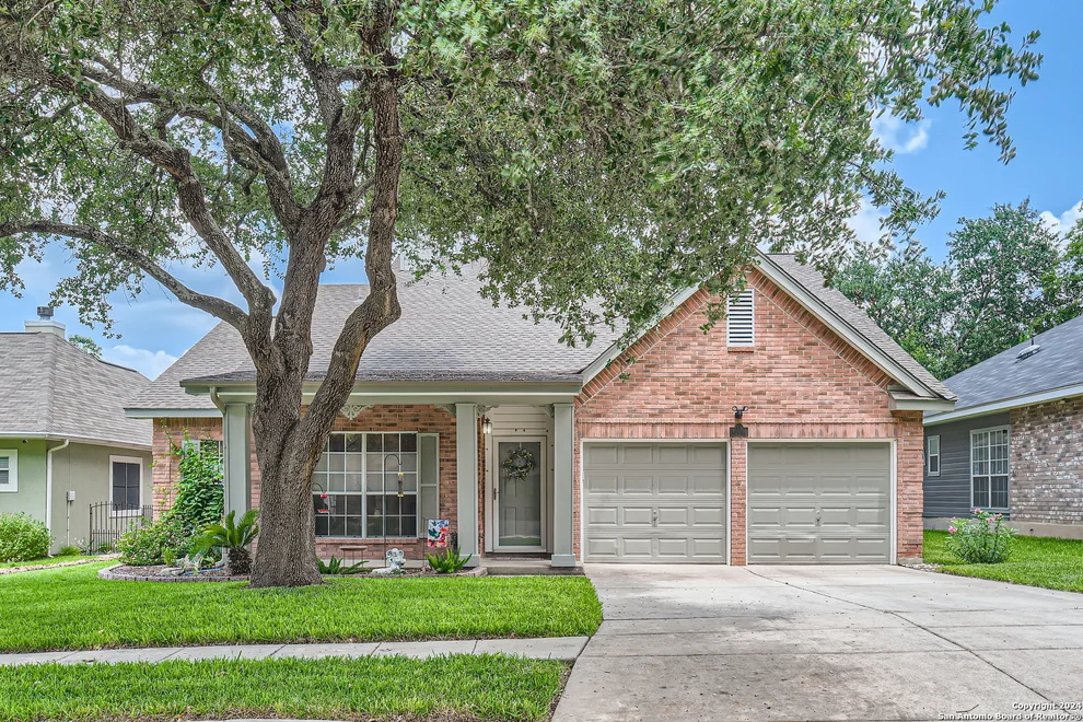 Unit for sale at 13607 SUMMER GLEN DR, San Antonio, TX 78247