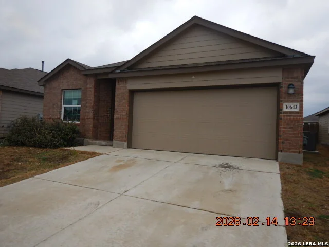 Unit for sale at 10643 Vinateros Dr, Converse, TX 78109
