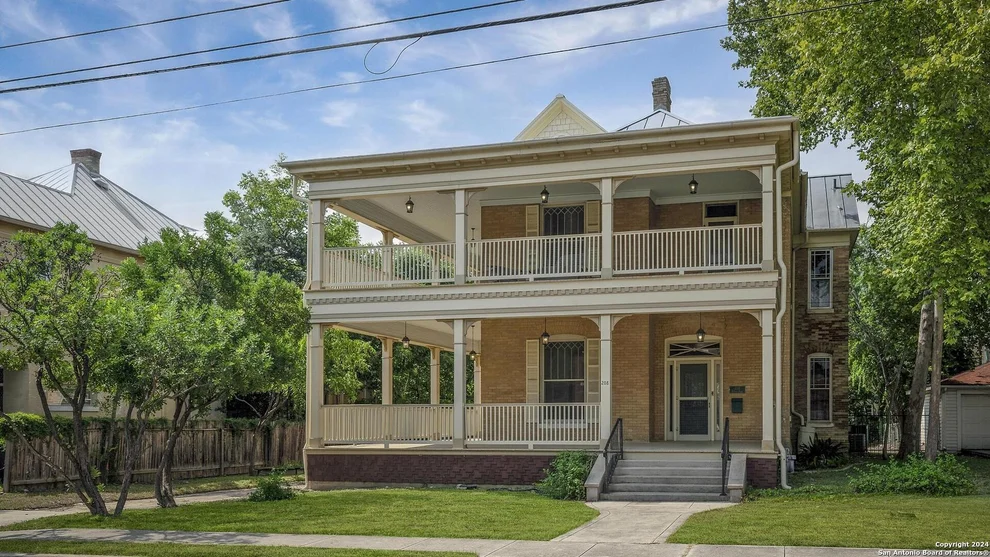 Unit for sale at 208 W Craig Place, San Antonio, TX 78212
