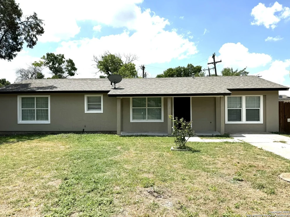 Unit for sale at 6930 N Martinique, San Antonio, TX 78227