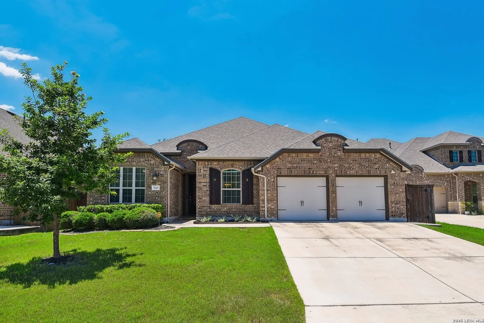 Unit for sale at 7635 McKinney Hls, San Antonio, TX 78254