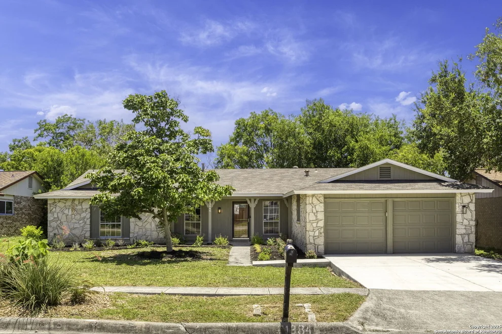 Unit for sale at 13846 Crested Rise, San Antonio, TX 78217