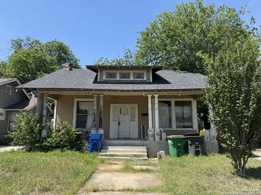 Unit for sale at 823 W French, San Antonio, TX 78212