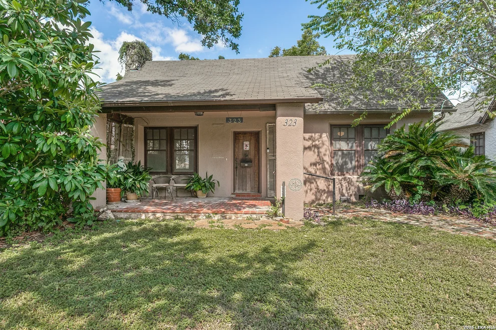 Unit for sale at 323 W LULLWOOD AVE, San Antonio, TX 78212