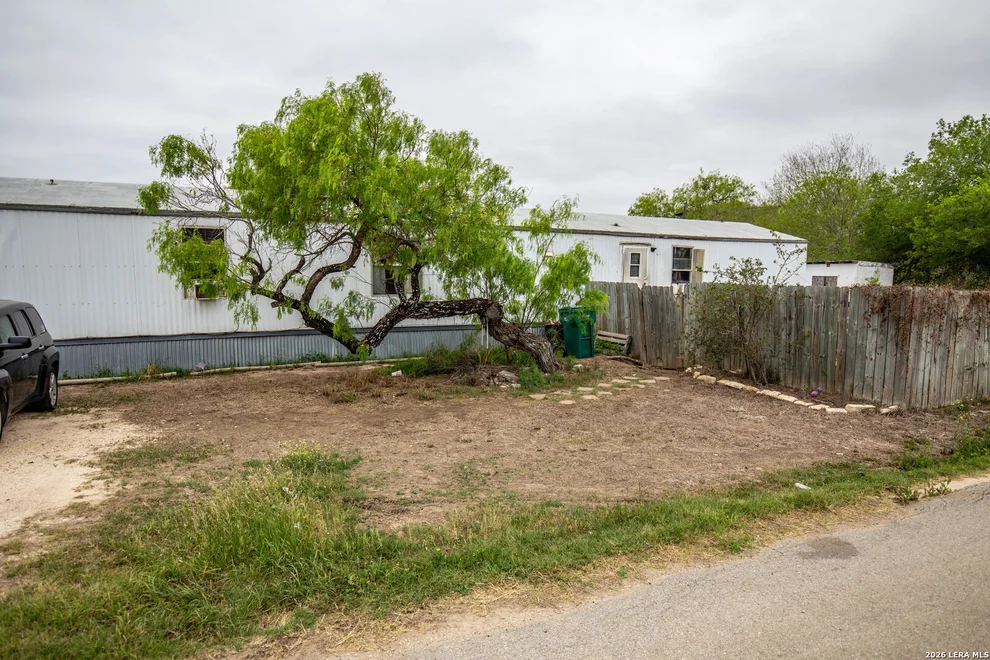 Unit for sale at 515 ELM ST, Jourdanton, TX 78026