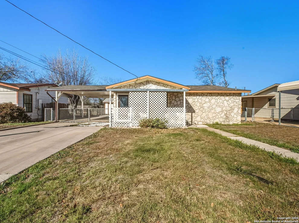 Unit for sale at 415 W Hart, San Antonio, TX 78214