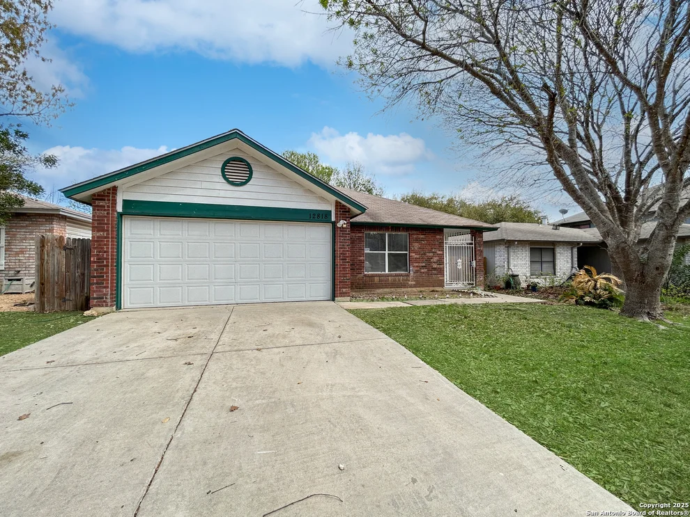 Unit for sale at 12818 Hunting Hawk, San Antonio, TX 78249