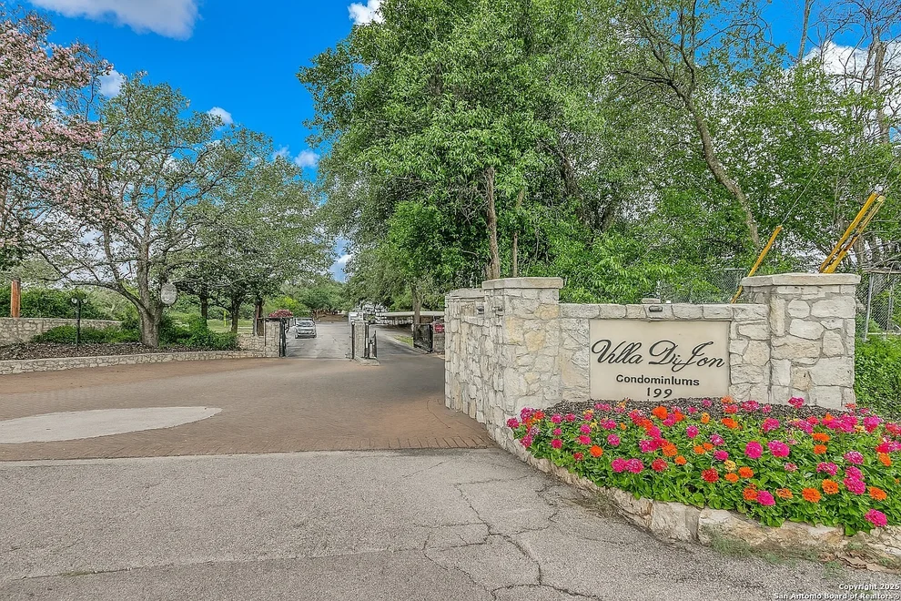 Unit for sale at 100 Lorenz, San Antonio, TX 78209