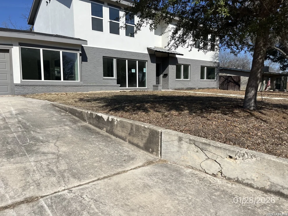 Unit for sale at 137 Harriett Dr, San Antonio, TX 78216