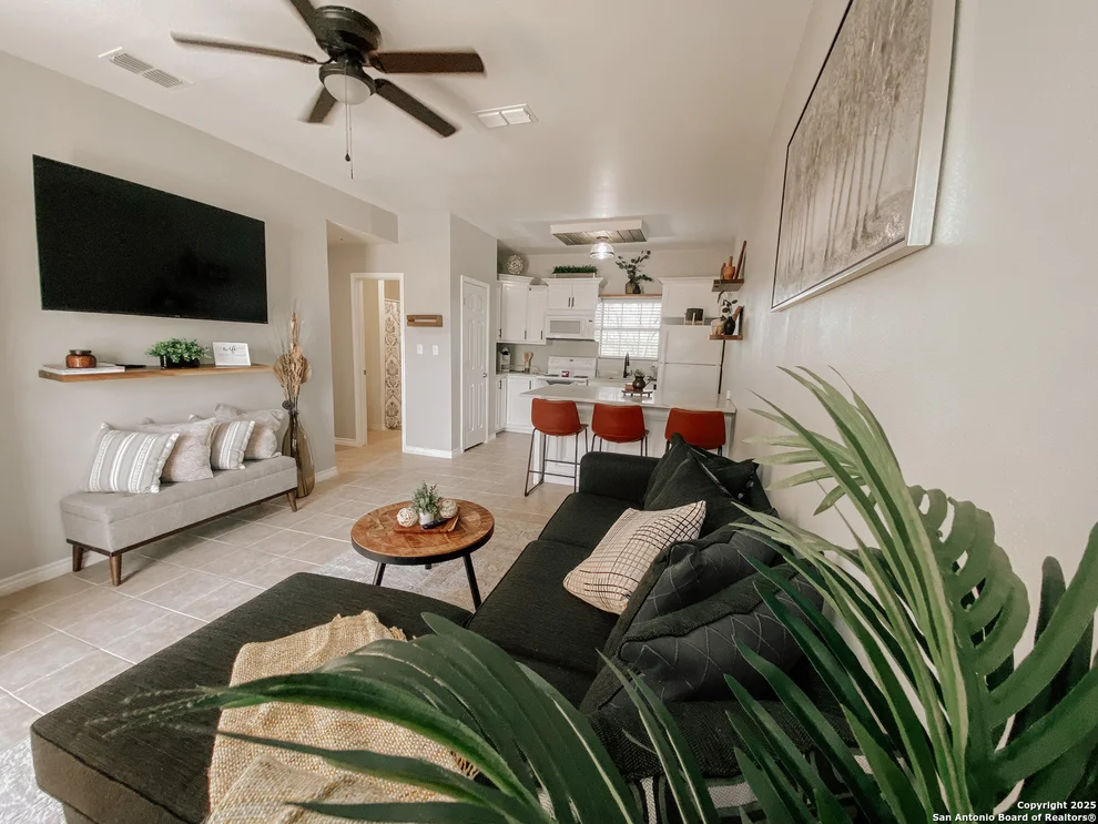 Unit for sale at 391 S Riverside Dr, Eagle Pass, TX 78852