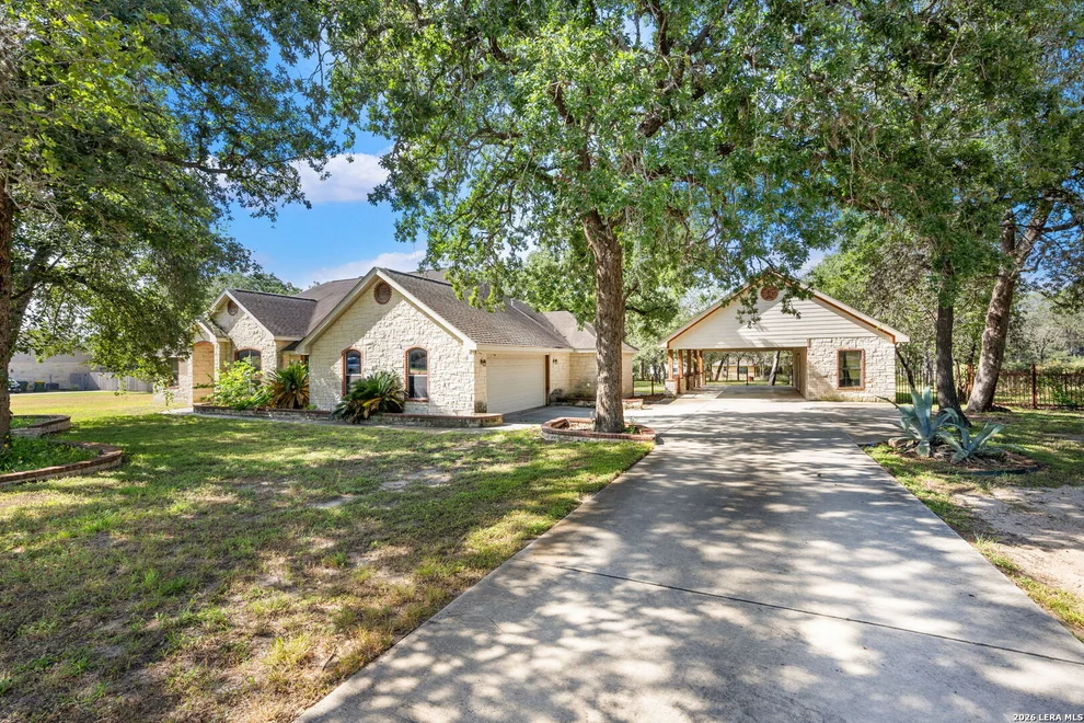 Unit for sale at 112 LEGACY TRCE, La Vernia, TX 78121