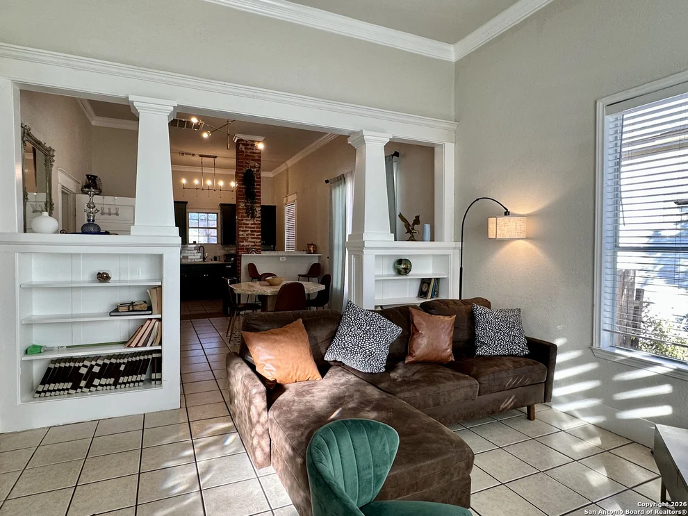 Unit for sale at 1105 Mesquite, San Antonio, TX 78210