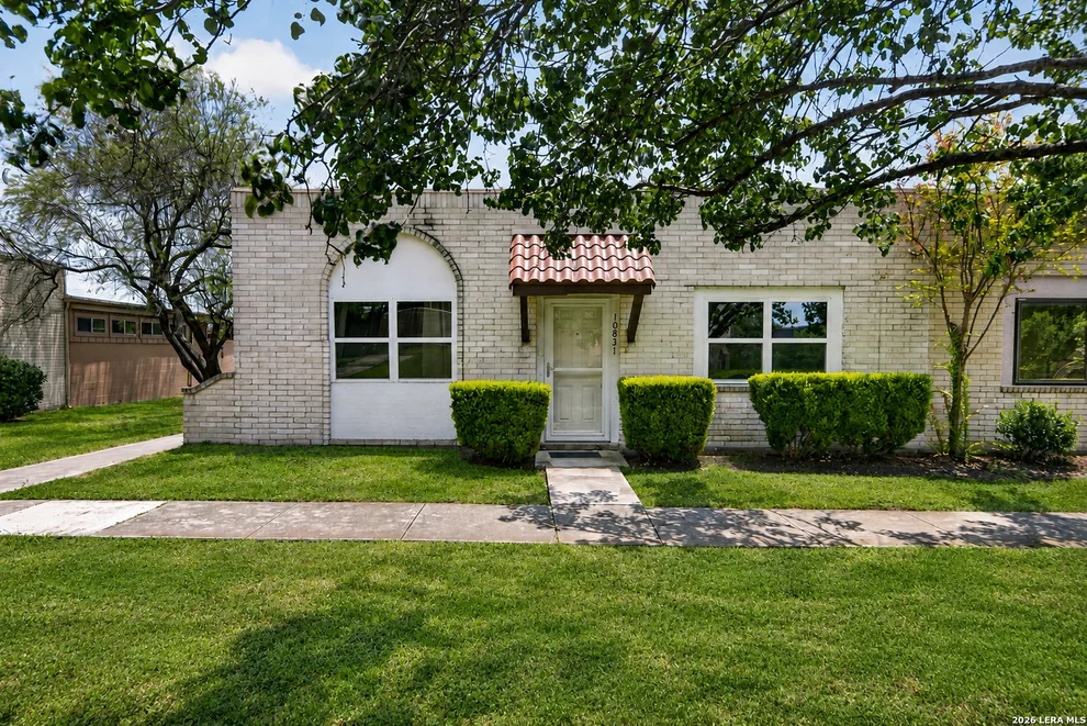 Unit for sale at 10831 Crown Vw, San Antonio, TX 78239