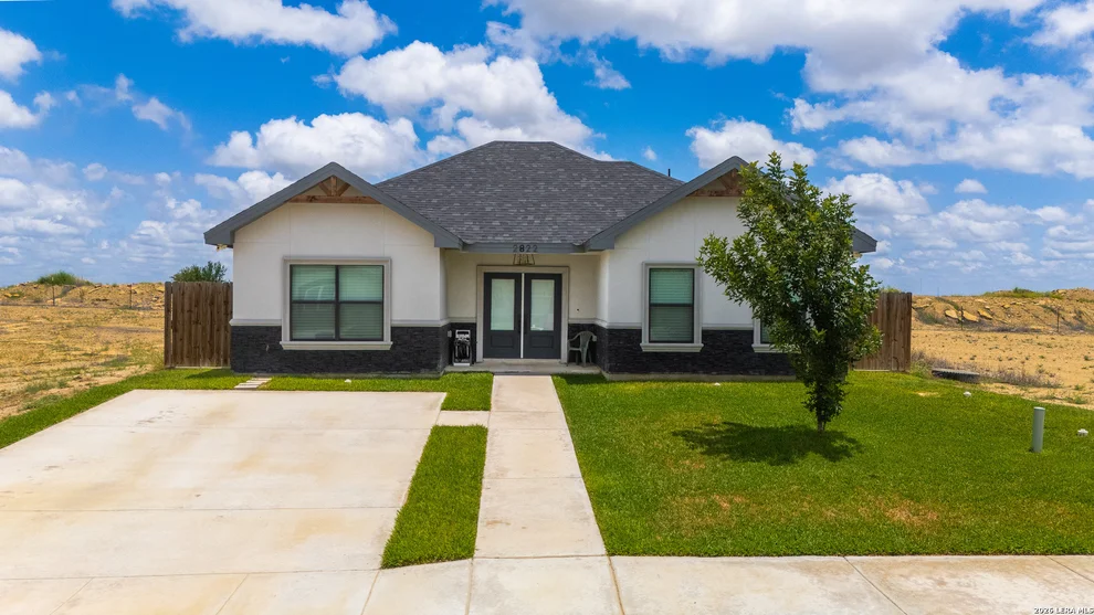 Unit for sale at 2822 Sammy Ibarra, Eagle Pass, TX 78852