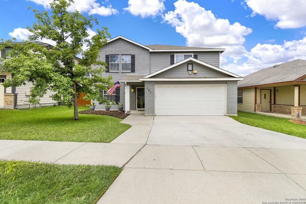 Unit for sale at 121 Bay Willow, Cibolo, TX 78108