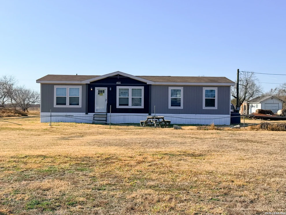 Unit for sale at 405 DRISCOLL ST, Woodsboro, TX 78393