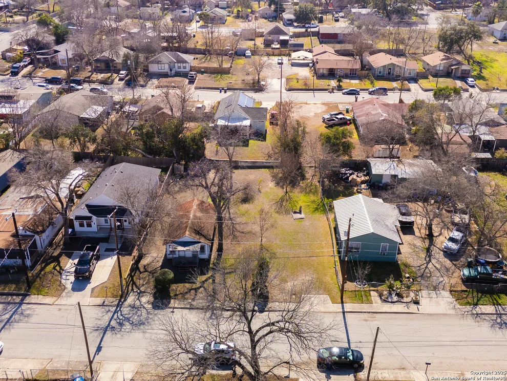Unit for sale at 1512 Avant Ave, San Antonio, TX 78210