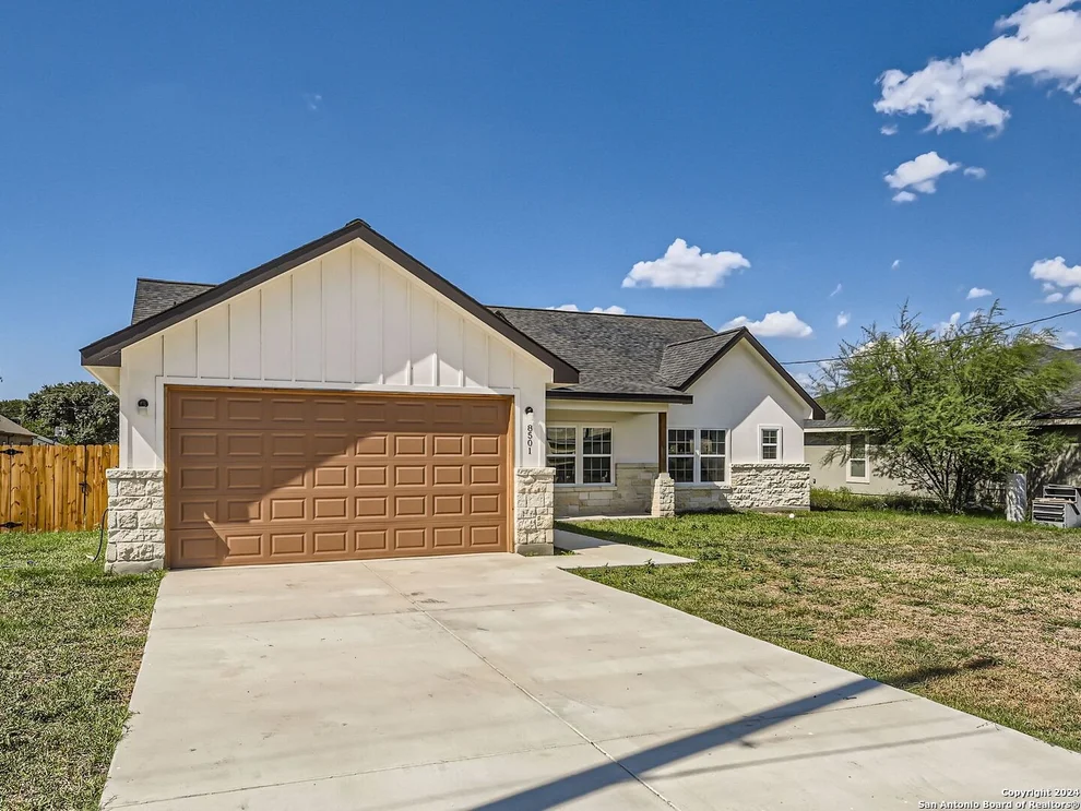 Unit for sale at 8501 UTOPIA BLVD, Selma, TX 78154