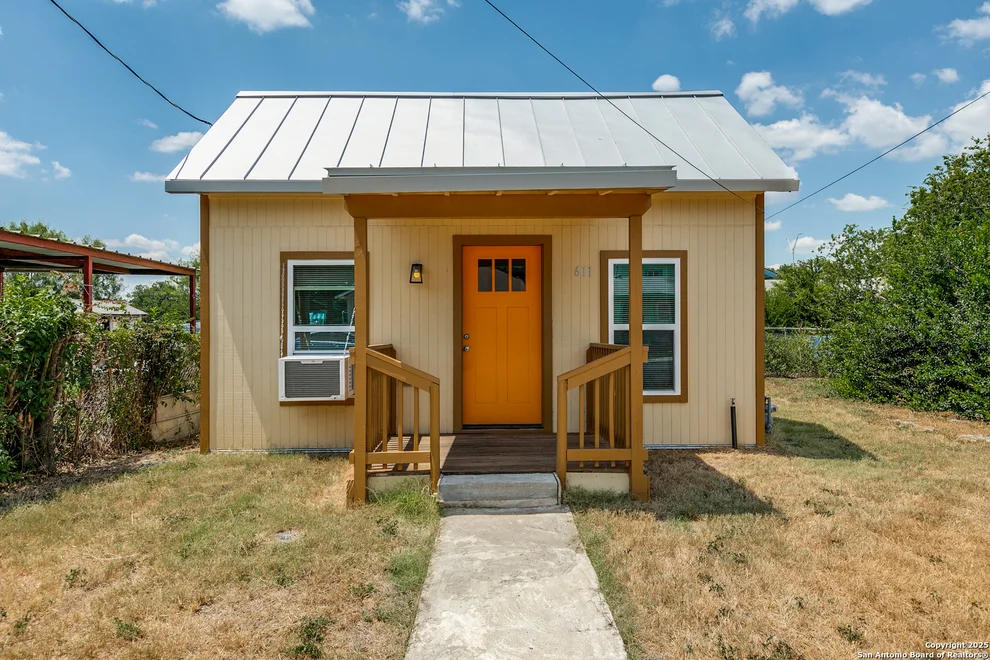 Unit for sale at 611 Rochambeau, San Antonio, TX 78214