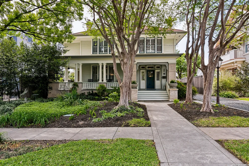 Unit for sale at 128 W Mistletoe, San Antonio, TX 78212