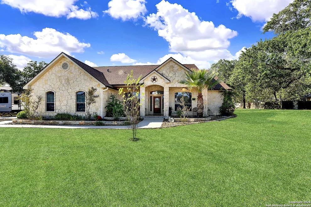 Unit for sale at 383 Rosewood, La Vernia, TX 78121