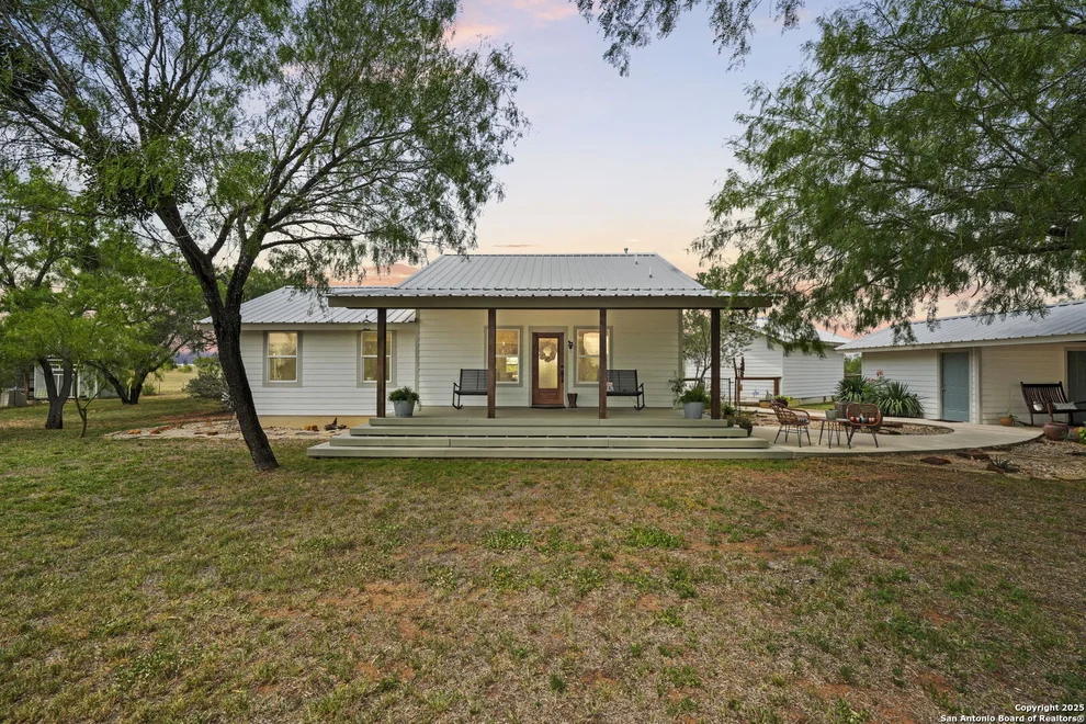 Unit for sale at 14834 Fm 536, Pleasanton, TX 78064