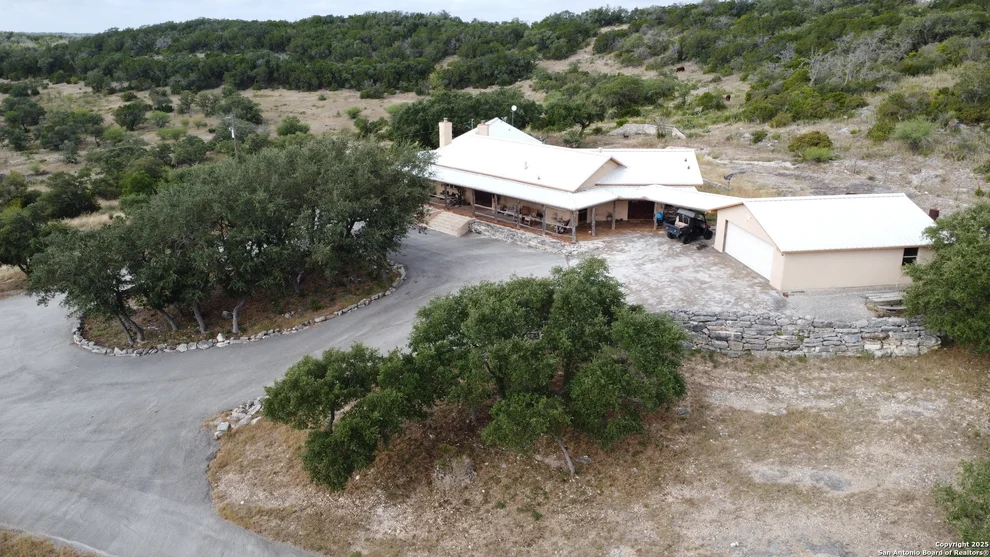 Unit for sale at 137 Private Road 3501, Mico, TX 78056