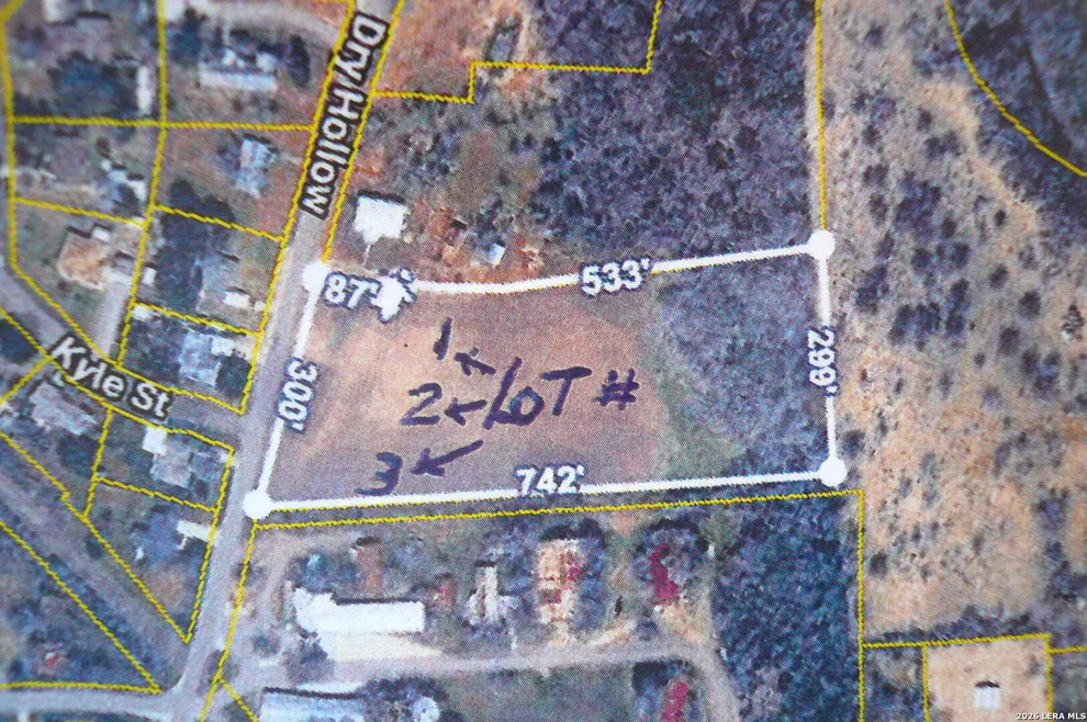 Unit for sale at 376 (LOT 1) Dry Hollow, La Vernia, TX 78121
