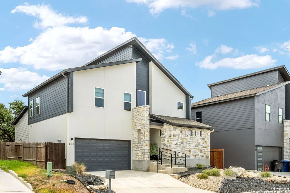 Unit for sale at 2122 Village, San Antonio, TX 78251