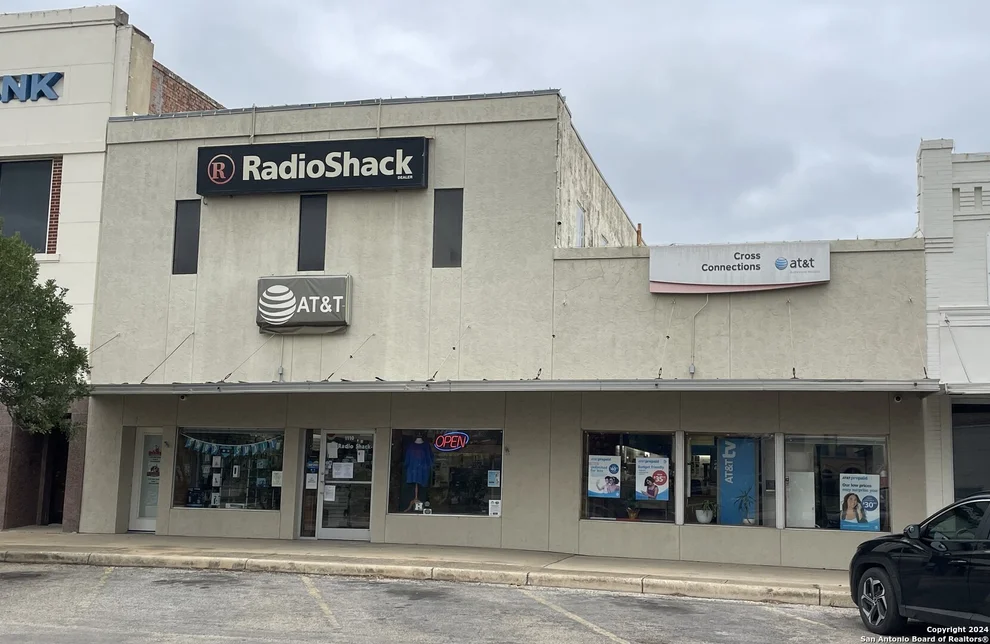 Unit for sale at 1110 18TH ST, Hondo, TX 78861