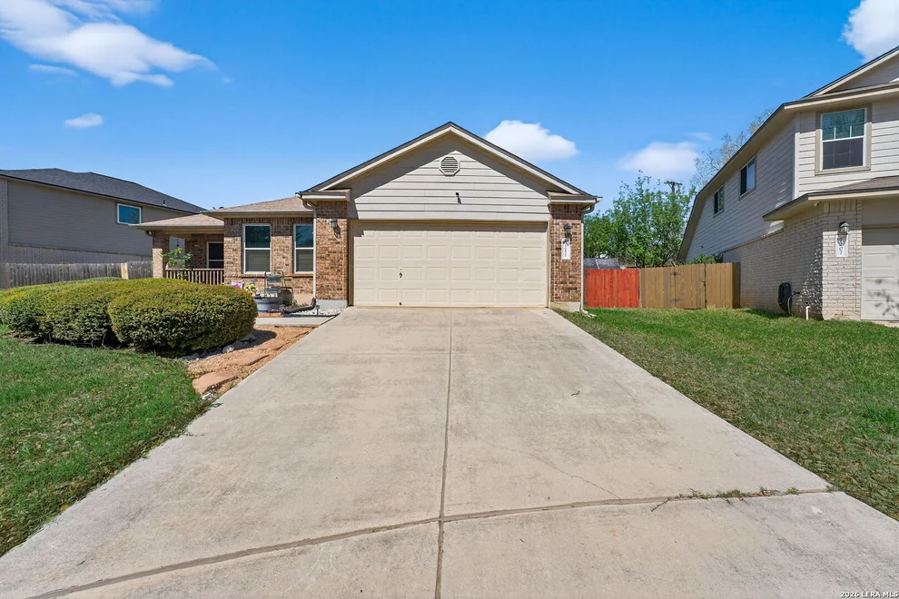 Unit for sale at 7211 Carriage Oaks, San Antonio, TX 78249