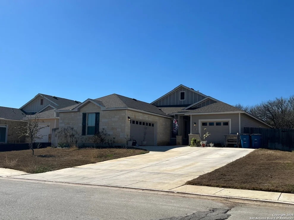 Unit for sale at 211 Valley Forge, Pleasanton, TX 78064