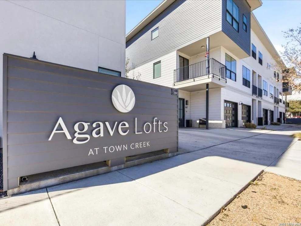Unit for sale at 1208 N Academy Ave, New Braunfels, TX 78130